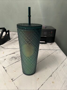 Starbucks Green Iridescent Diamond-Textured Tumbler with Straw